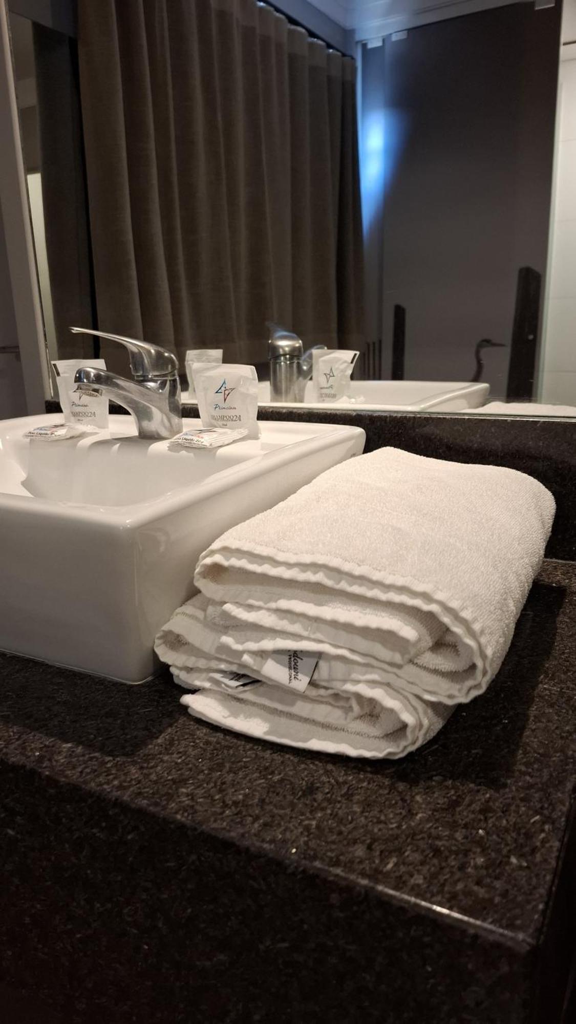 Hotel Primeinn Кампинас Екстериор снимка